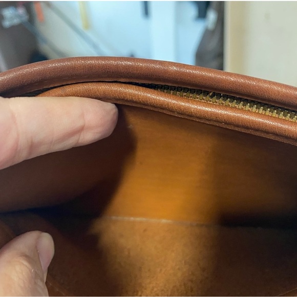 Coach British Tan Wendie Leather Crossbody Bag 9031 - Picture 6 of 15